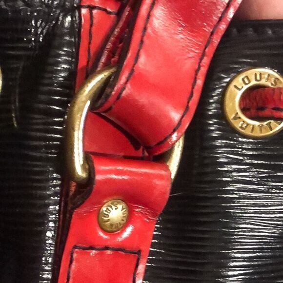 Louis Vuitton Black Red Epi Leather Noe GM Drawstring Bucket Shoulder Bag VI0922 - Picture 9 of 17